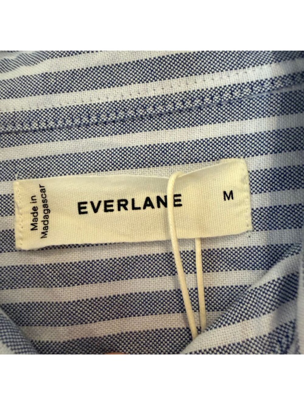 Everlane The Boxy Oxford Shirt Women's Size Medium in Blue & White Stripe NWT! - Picture 3 of 7